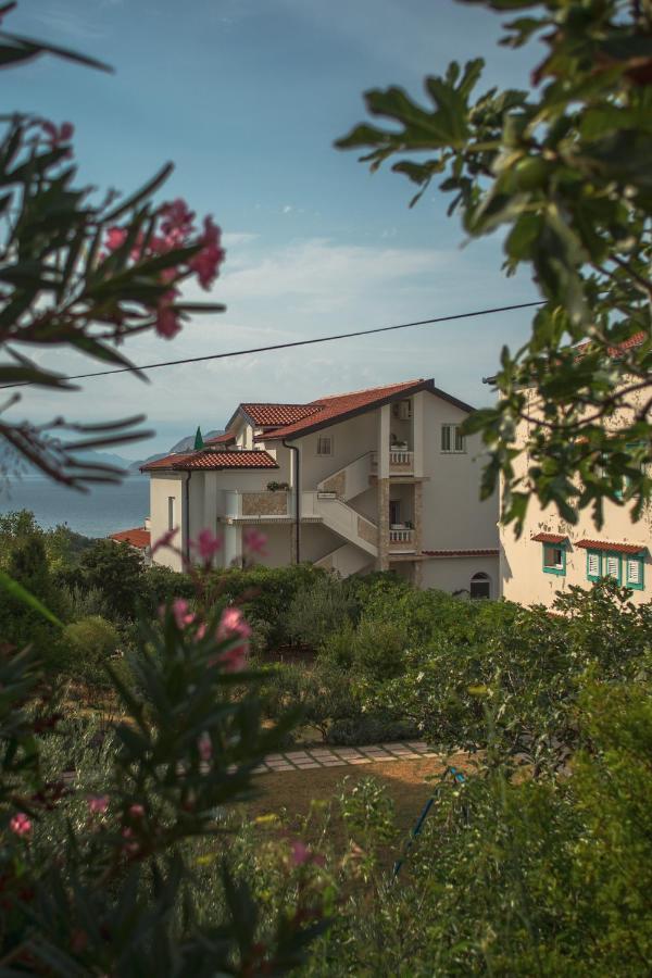 Apartements Magdalena Lopar Esterno foto