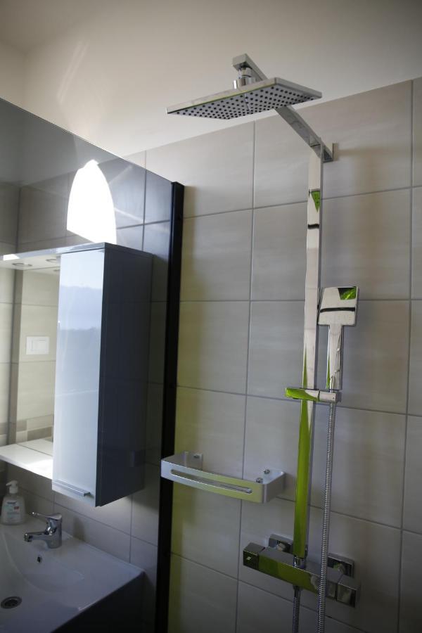 Apartements Magdalena Lopar Esterno foto